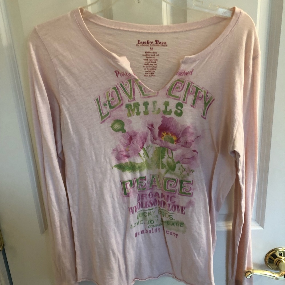 Lucky long sleeve T-shirt size medium